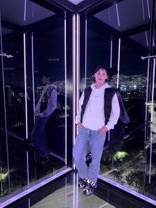 Esteban2_ Public Pic 5