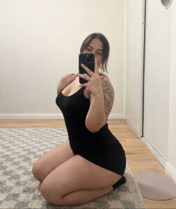 CocoNikki Public Pic 2