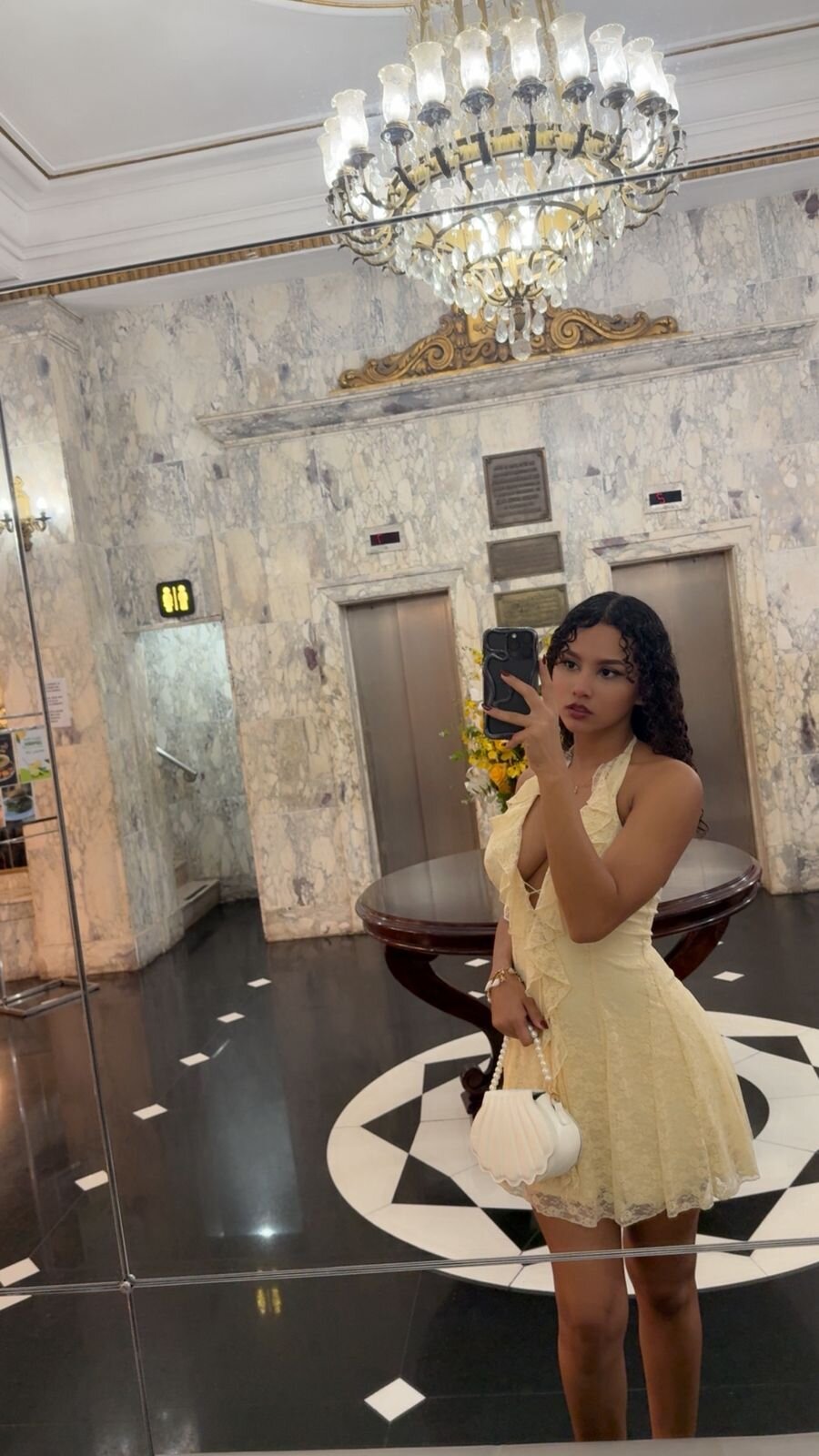 Emily_brown04 热门图片 8831