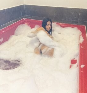 molly_gomez Delicious foamy ass 🫧🍑 사진 4