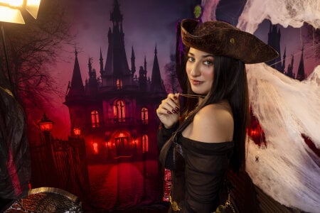 Gabrielakassi Captain’s Dirty Secret 💦 Pic 2