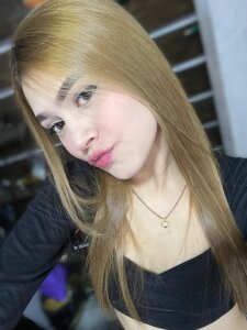 SashaBlake_ Sasha 🖤 Pic 2