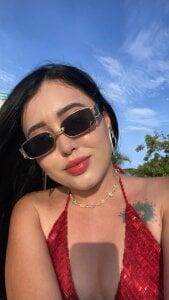 SarayRoyse beach Pic 4