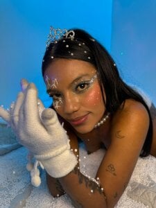 rachellmartinez Chocolate and Snow 🍫❄️ Pic 2