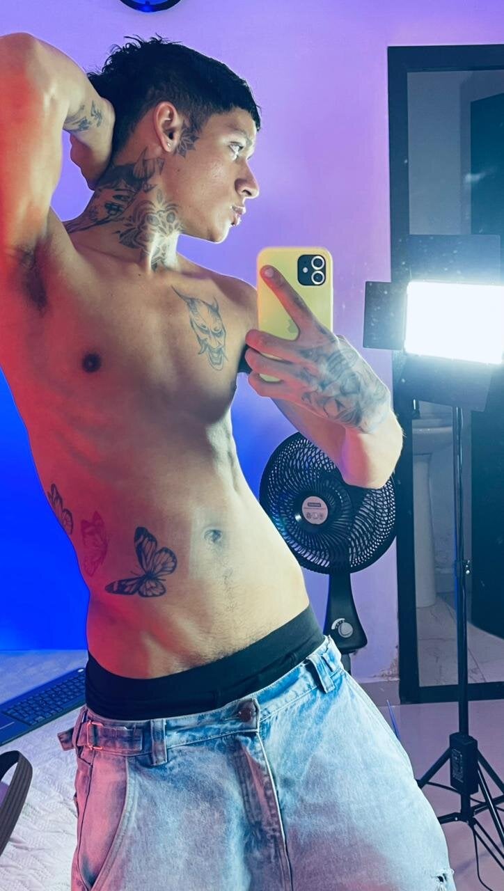 Трендове зображення  7374 GaelCarter