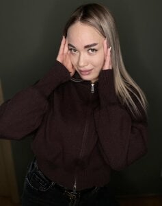 DorrisGranucci Public Pic 2