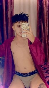 ur_twinkKirk6969 Public Pic