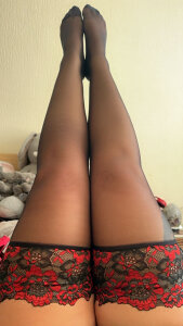 NaughtyLayla Public Photo 3
