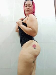 I am the temptation that I cannot resist. de AliceFox_Milf  Imagens