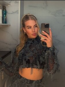 Chloemillerrxx_ Public Photo 4