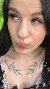 AliciaCapehart Public Pic 5