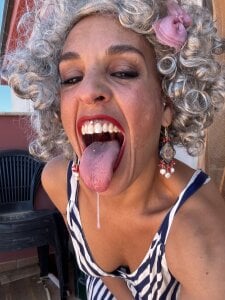 emprexkala what if this gilf told you to jerk hard to her nasty mouth? Pic