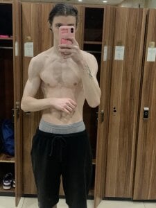 Zdjęcia lee_twink Public:  4