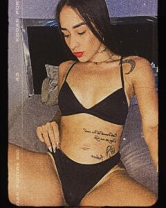 __IRIS__ Photo Day 🖤 Pic 2