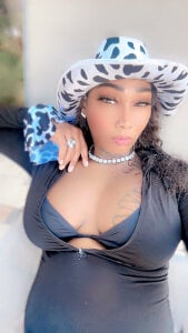 CUMQUEEN-XXX69 cum queen 🥵💦 Pic