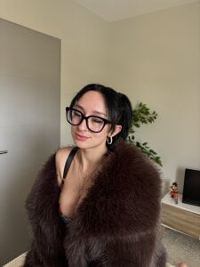 Lolasecret_ Public Pic 7