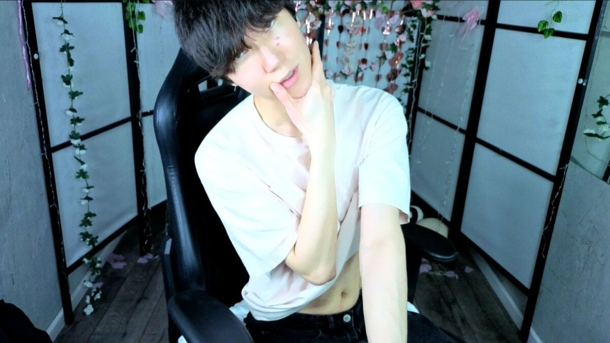 YugoAsian  5640. kiemelt képe