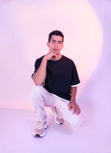 Noah_Greenhart 👅 Craving a man who can handle my heat. Gambar 3