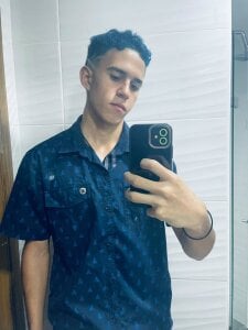 isaaclatino me Pic 6