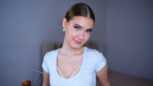 TaneshaRafail👀👀 Bild