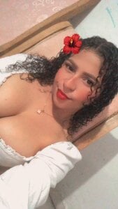 miacarterr_ Public Pic 5