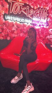 taylor_hot85 Public Pic