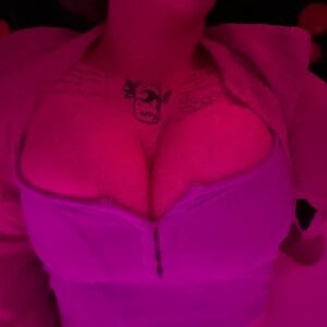 _FrostLuna Public Pic 5