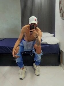 arcangel_harris Public Pic 4