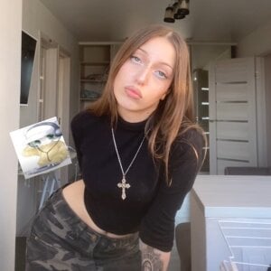 CutieWorm Public Foto 2