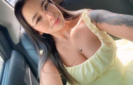 sophie_1_ Public Pic