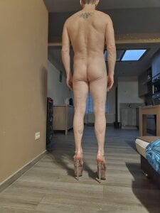 geschorenpik49 Mijn voetjes Pic 7