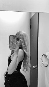 SofiaClarkson Black and white🖤🤍 Pic 2