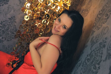 SensualCrisa Red Passion Pic 4