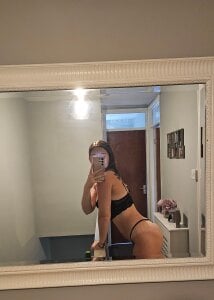 LoverLivvy Public Pic 4