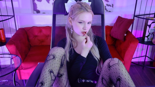 AvaDaviis new ava pic Εικόνα 2