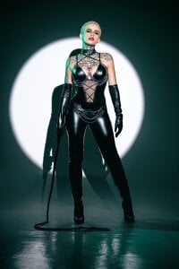 AliceShazaham_ Catwoman Εικόνα 5