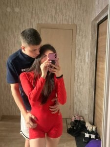 I'm with my friend Sofia. de DenisSofiaa  6 photos