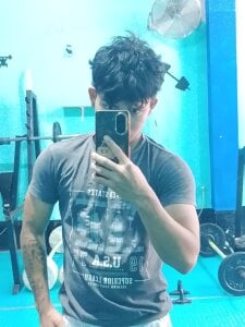 Green_XoX Public Pic 6