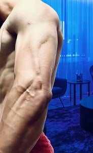 😈👄 de DarkAlphaDom  2 photos