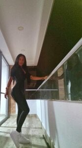 _Mia_Brunette_