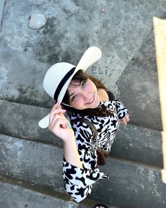 ohmyElly Public Pic 4