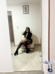 Red_Scarlet16 Public Hình 2