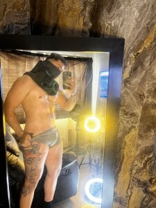 Andrew_Brown ONLY BODY 🔥 Pic 3