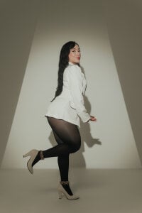 ZaraKafruni Contemplate the charm 圖片