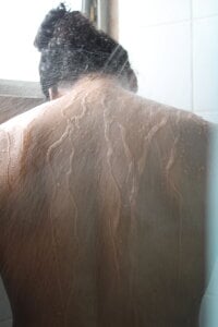 noah_jones__ Take a bath with me 💦 Εικόνα