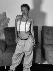 Aleja_oficial Going to prison for your kisses would be fair treatment😜🔥 Foto 4