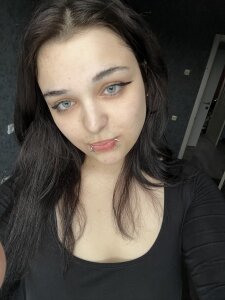 Emily_Chewits's XXX Nude Photo 3