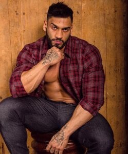 Public od henryhadesflirt  3 snímek