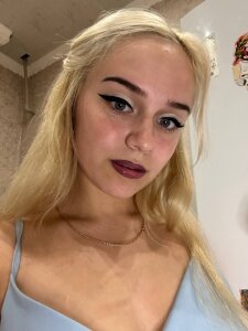 Barbie___girlのWrite to me, I'm sure we can create unique chemistry between us.の 8枚の写真