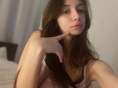 TeodoraChampy Kyllie your favorite? 💕 Pic 2